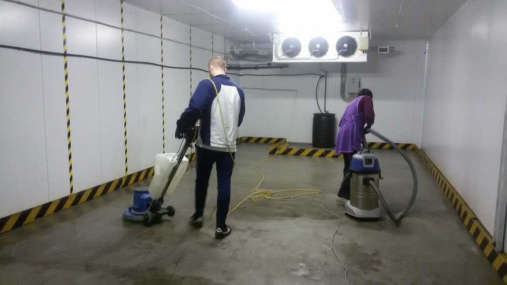 Warehouse Cleaning